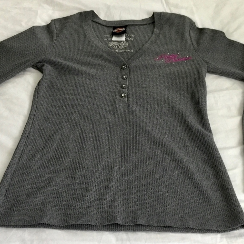 Womens Harley-Davidson Gray V-Neck Henley Sweater w/ Pink Script Logo NWOT